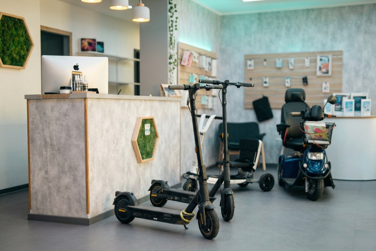 E-Scooter Reparatur Regensburg: Die 5 häufigsten Defekte und was sie kosten